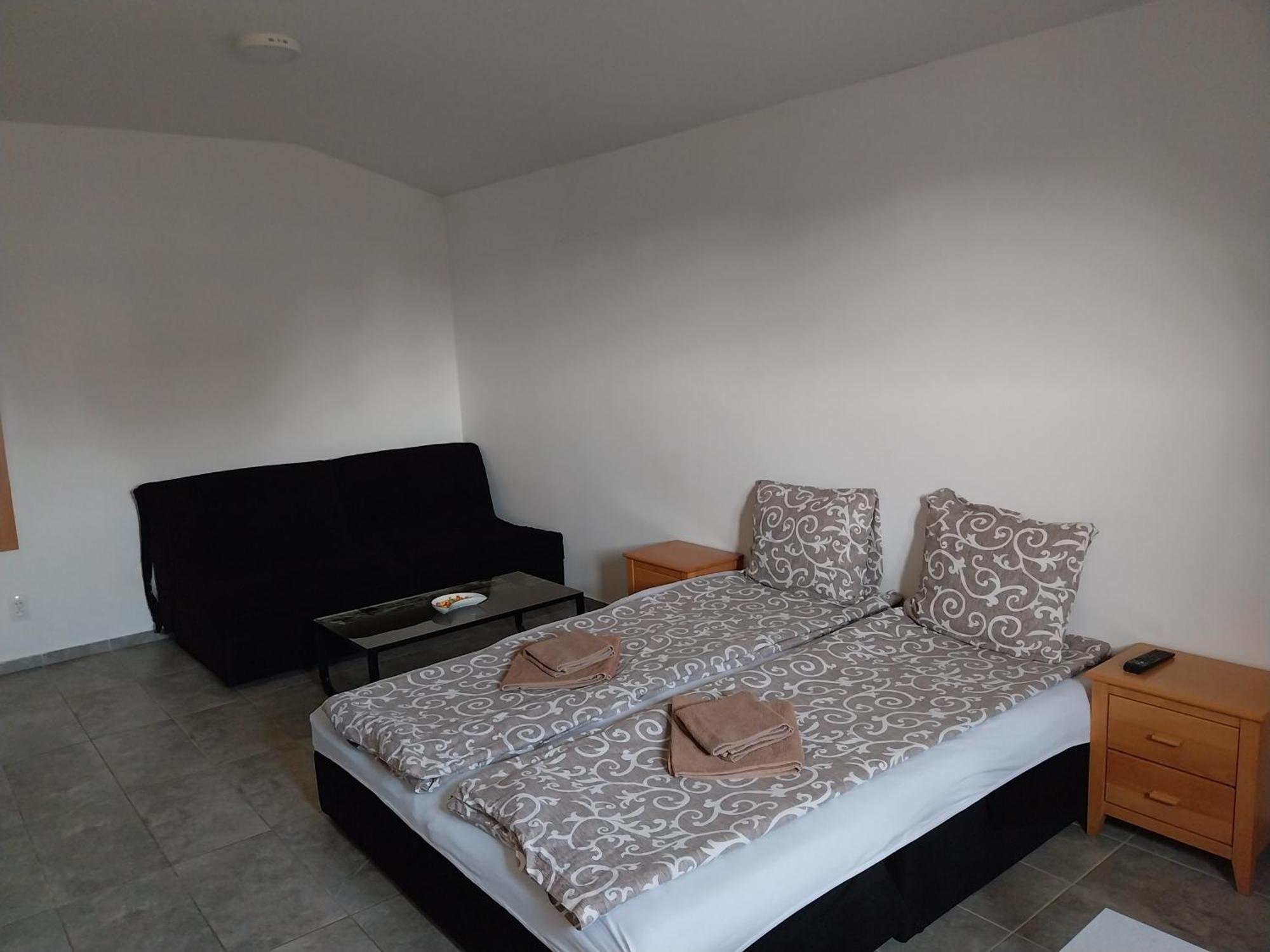 Libero Apartmani Surcin Exterior photo